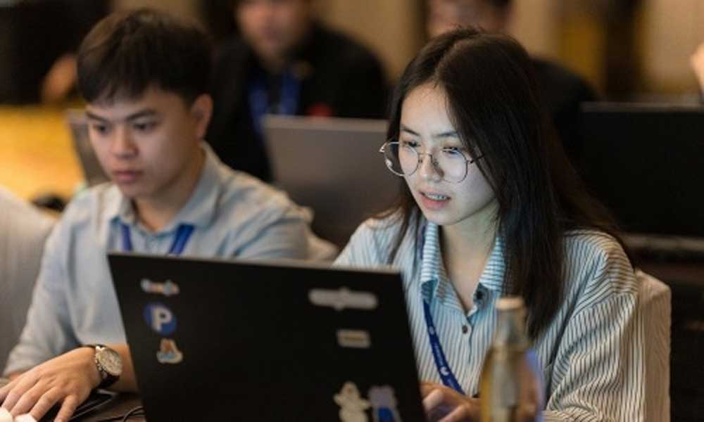 Vietnamese university students win top prizes at Huawei ICT Competition Asia Pacific 2025